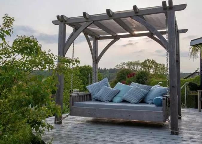 Garden Day Bed Hanging Wooden Bed Sitting Spiritually