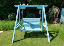 Garden Swing Seats for Smaller Gardens 