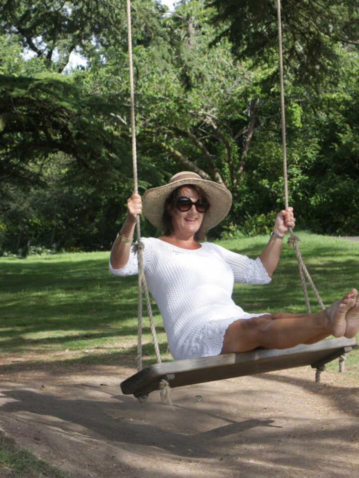 Double Ropeswing People 2.jpg