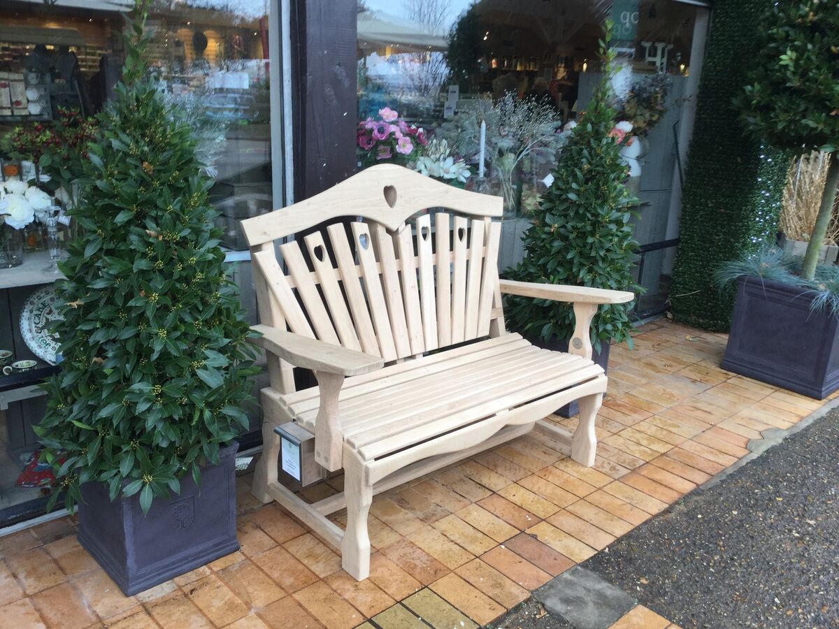 Benches RHS Wisley 3.jpg