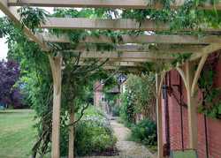 Bespoke Pergolas for Garden Designers