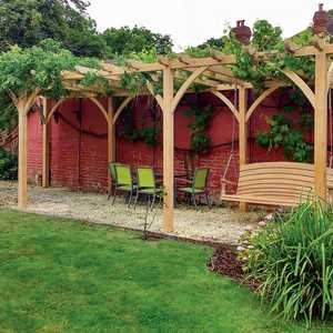 Bespoke Three Bay Pergola