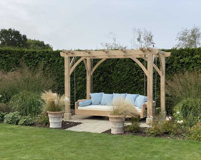 pergola with swinging day bed pergola with swinging day bed
