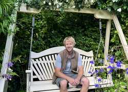 Rose Pruning By Woody