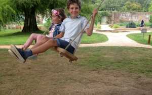 Rope Swing at The Pig at Combe