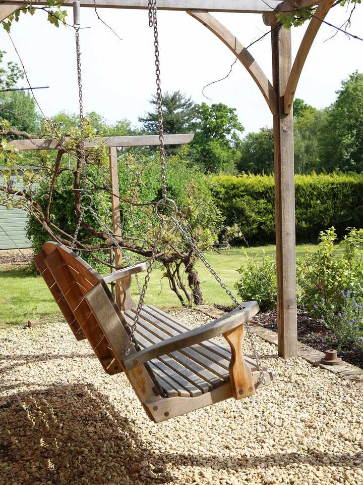 Pergola Wisteria 4.JPG