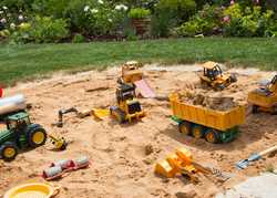 How to make a natural kid’s sandpit for your garden