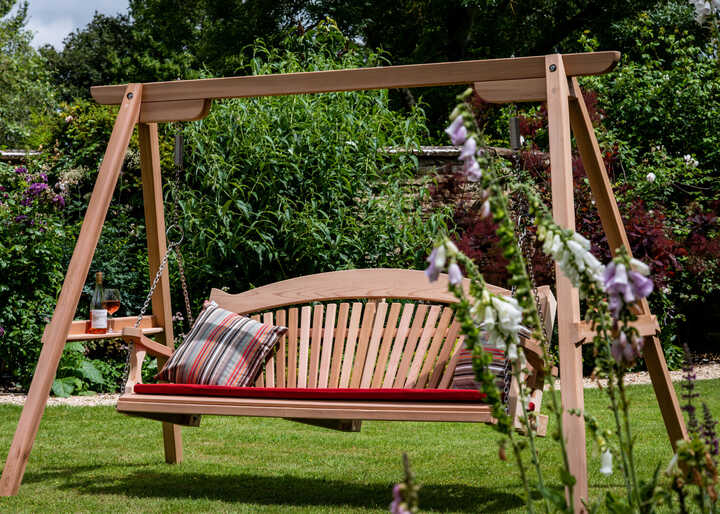 The RHS Serenity Swing Seat 
