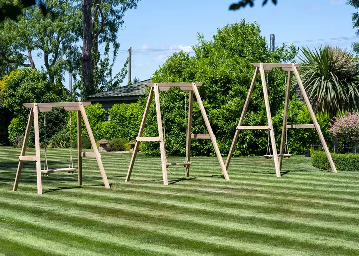 Oak Rope Swings Bespoke Handcrafted Garden Swings Sitting Spiritually
