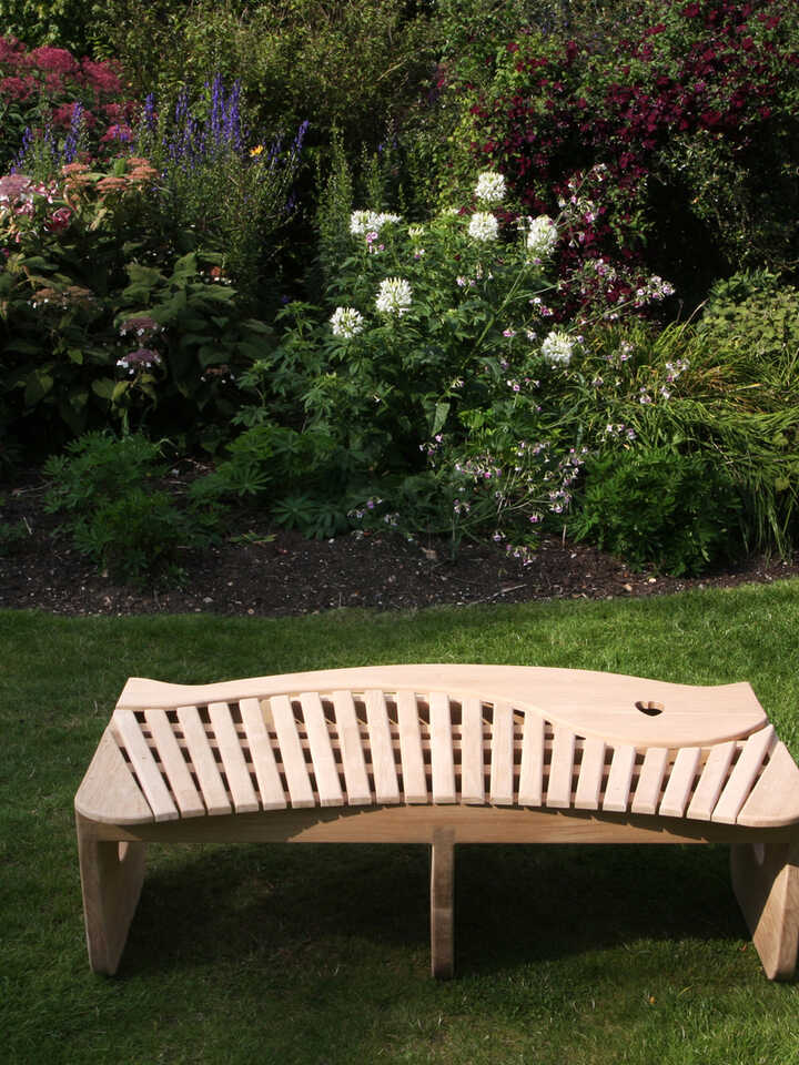 swirl bench by border 300dpi.jpg