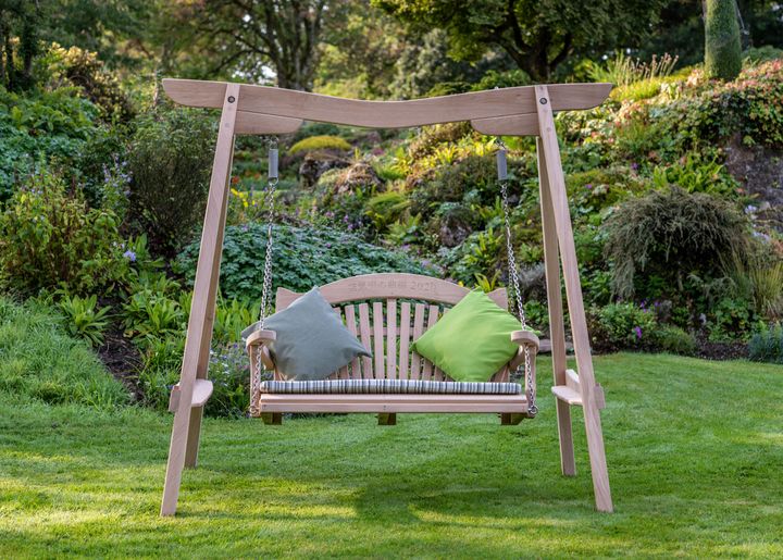 The Kyokusen Swing Seat in Oak